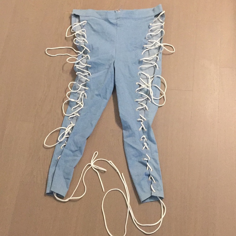 NWOT Lace up Jean